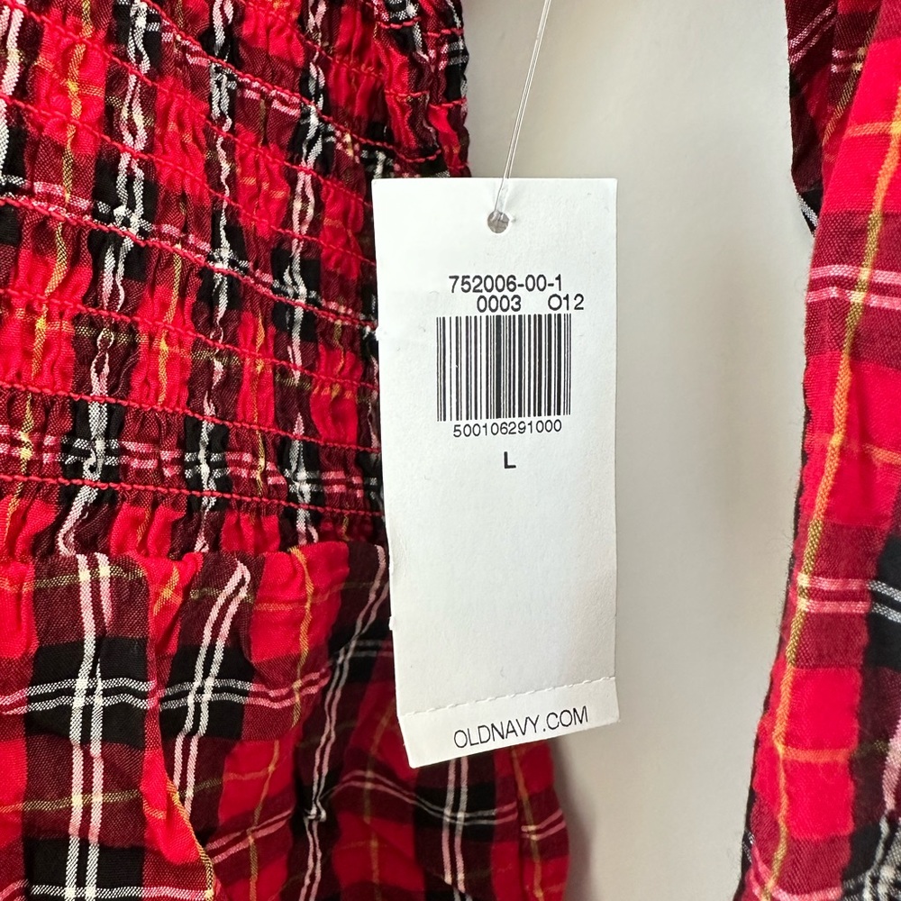 Old Navy Women’s Plaid Top - Picture 3 of 3